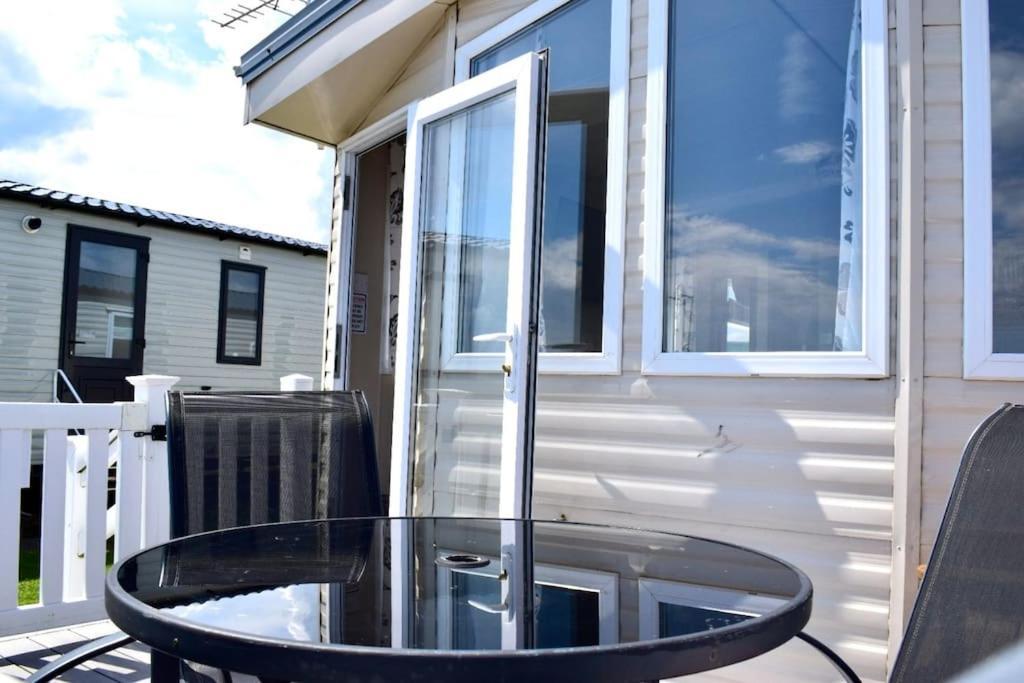 Cosy & Modern Private Seaview Caravan North Seaton Exteriör bild